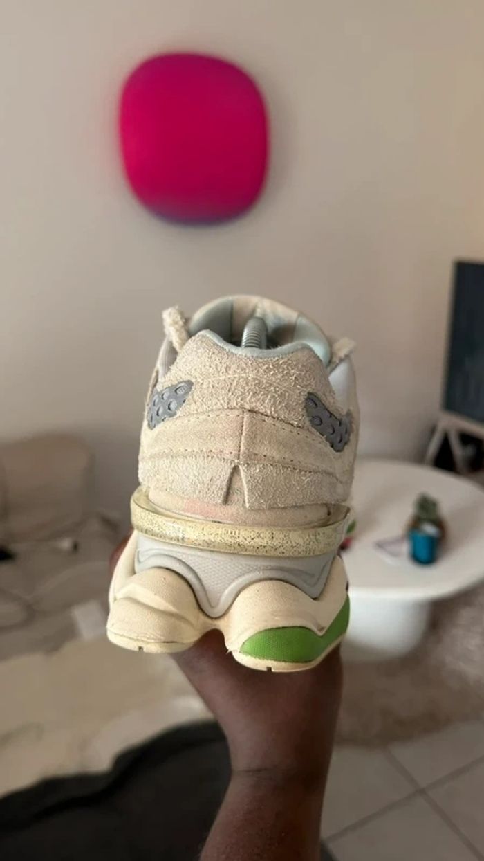 New Balance 9060 x Bricks & Wood 37 - photo numéro 5