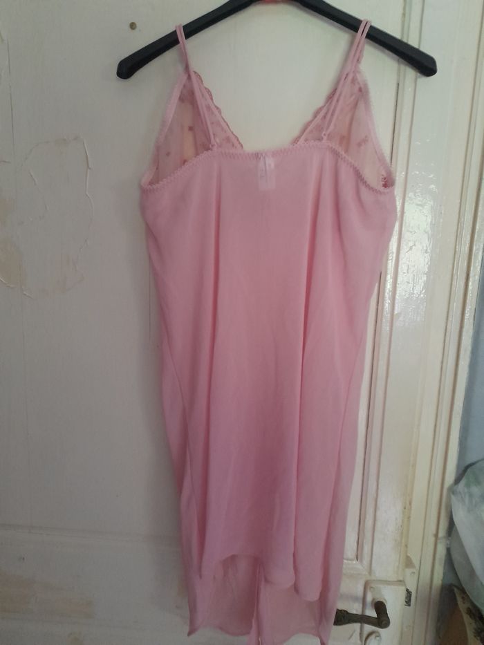 Nuisette rose transparente, marque A demi-mot, taille 48 - photo numéro 4