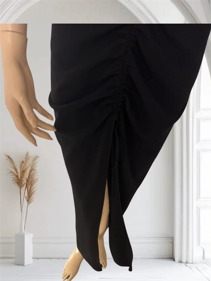 Très belle robe noir Zara noir taille  xs neuve - photo numéro 9