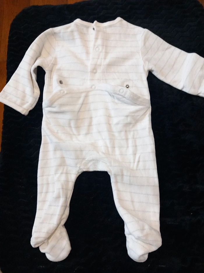 Pyjama taille 3mois kiabi - photo numéro 3