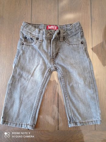 Jean Levi's 12 mois gris