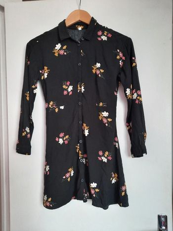 Robe noir à fleurs 146cm