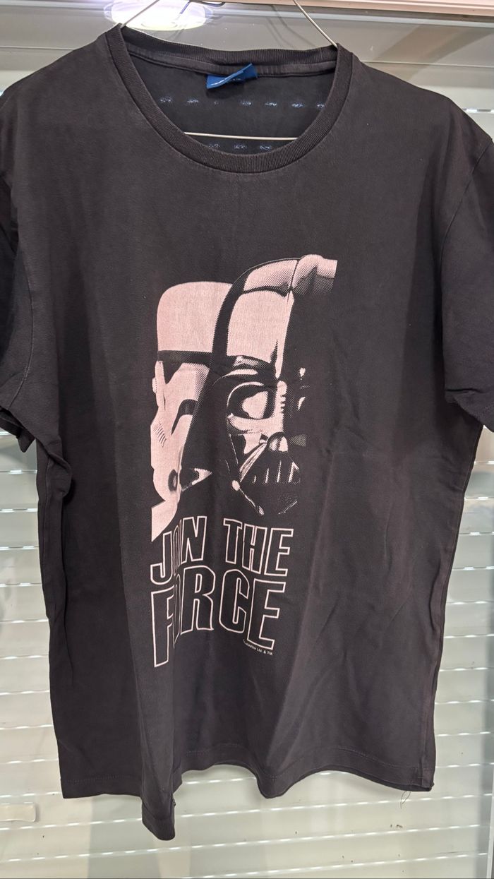 Tee shirt