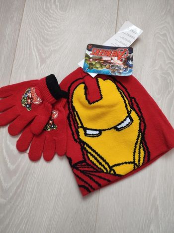 Ensemble bonnet et gants