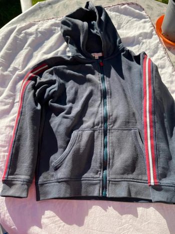Gilet zippé taille 10 ans DPAM