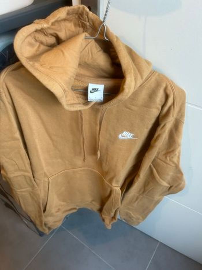 Sweet à capuche Nike homme taille L TBE