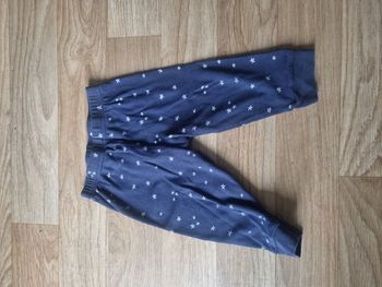 Pantalon bleu marine à étoiles Primark - 9/12 mois