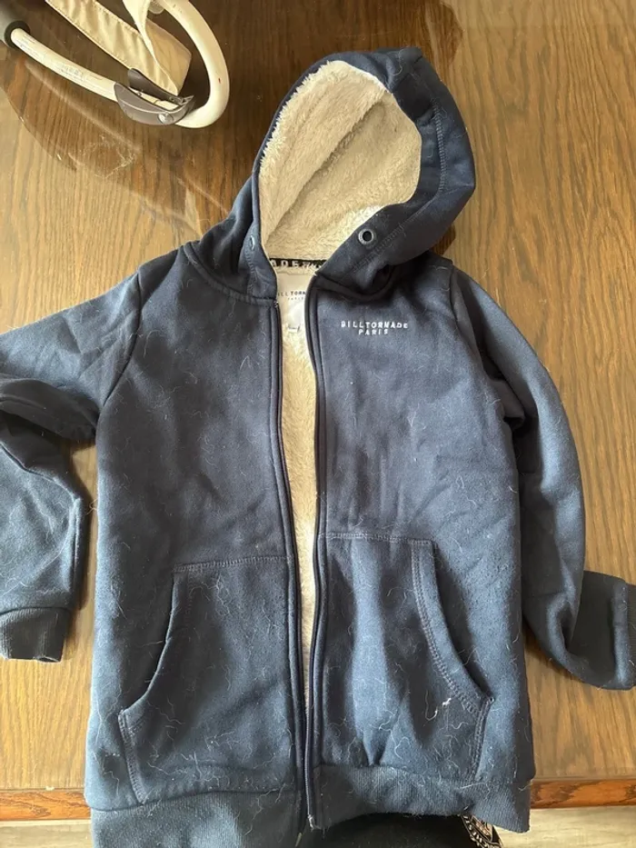 Veste à capuche