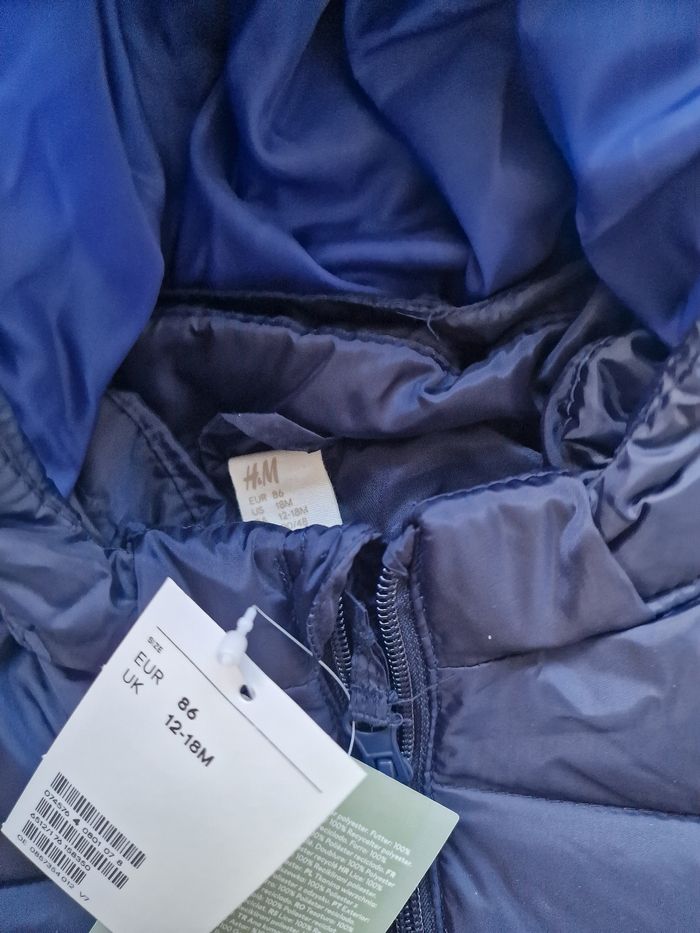 H&M - Doudoune / manteau / veste manches longues, capuche amovible - Neuve ! (18 mois) - photo numéro 6