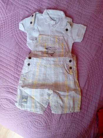 Salopette short et polo ptites canailles.
