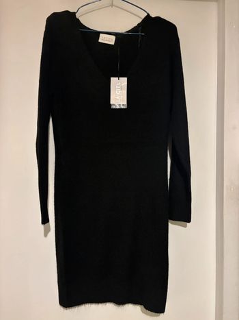 Jolie Robe pull  col V noir taille L - 40 La City neuve