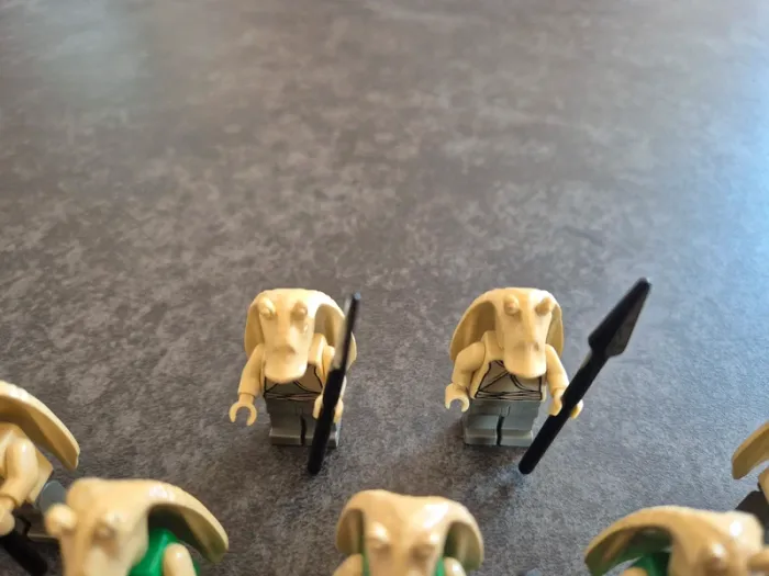Figurines lego 7 gungans issu du set 7115 star wars - photo numéro 7