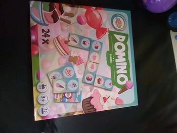 Dominos