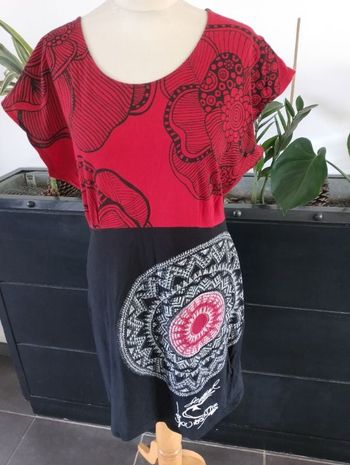 Jolie robe Desigual
