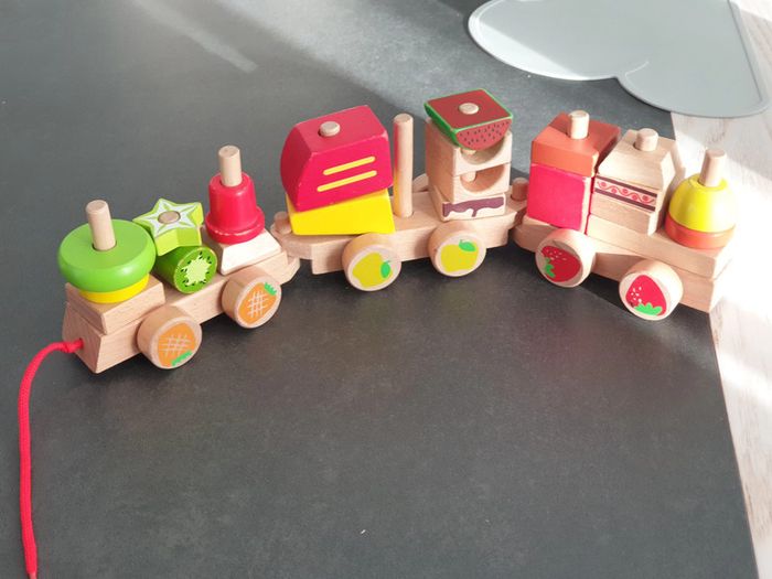 Petit train en bois