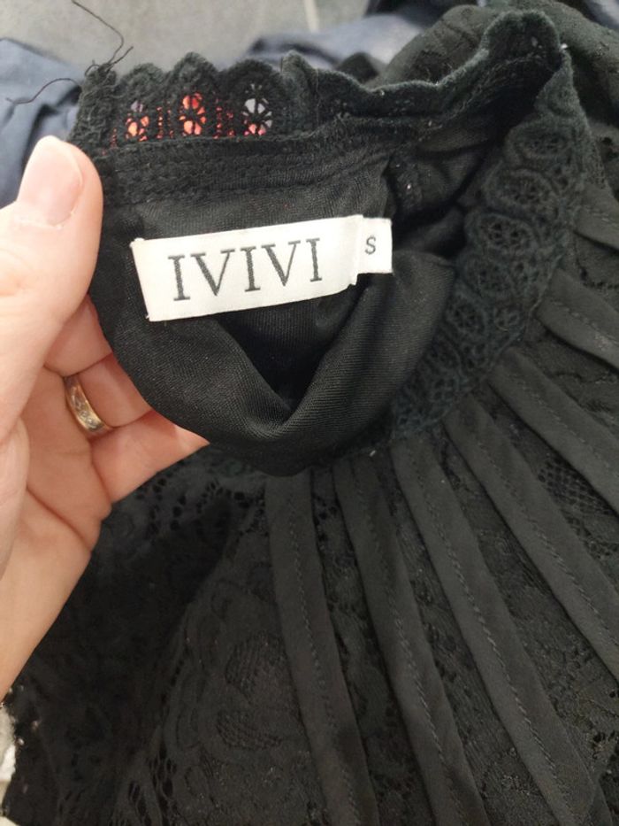Haut/ maillot femme noir dentelle taille S - photo numéro 2