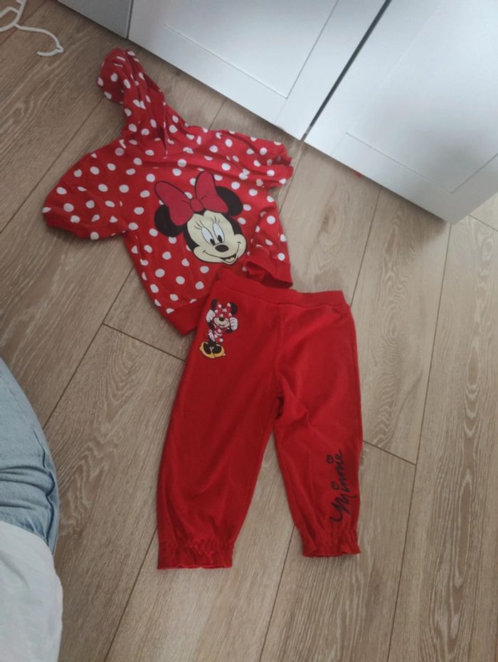 Ensemble sportswear Minnie