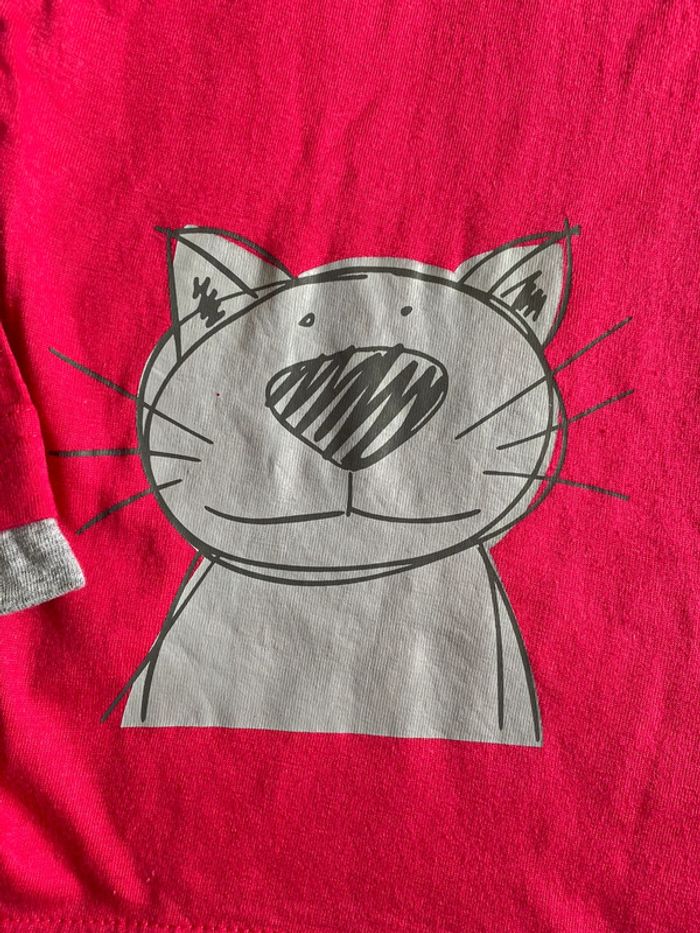 Tee-shirts manches longues NEUF - 5 ans - photo numéro 2