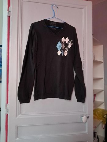 Pull noir