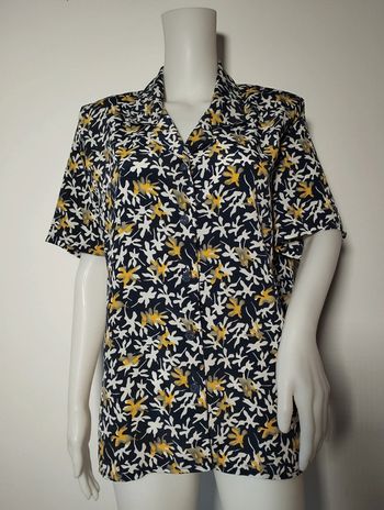 Blouse manches courtes🌸 ou chemisier Damart taille 46