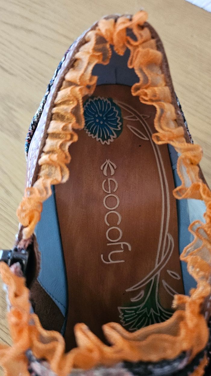 Magnifiques chaussures neuves à talons pointure 37 - photo numéro 2