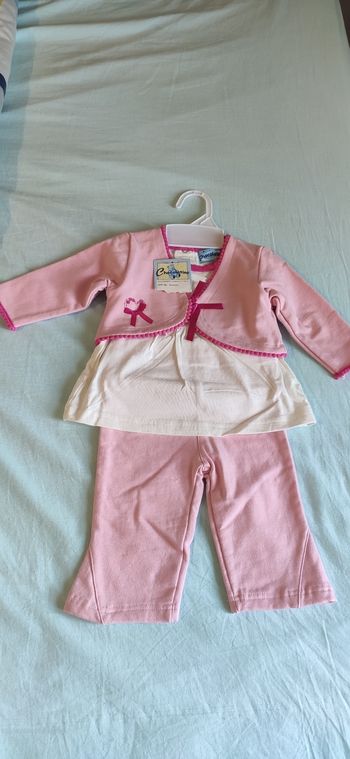 Ensemble bébé fille 3 pièces 6 mois neuf