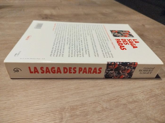 Livre la saga des paras - photo numéro 3