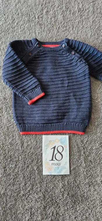 Pull 18 mois