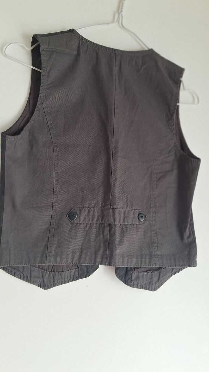 Bermuda plus un gilet - photo numéro 8