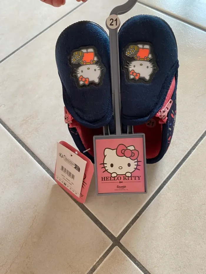 Chaussons fille 21 Hello Kitty - photo numéro 7