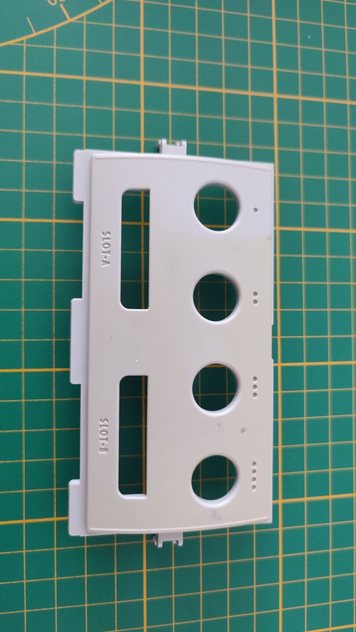 Plasturgie façade avant pièce détachée console de jeux Nintendo Gamecube DOL-001 (EUR) #E37