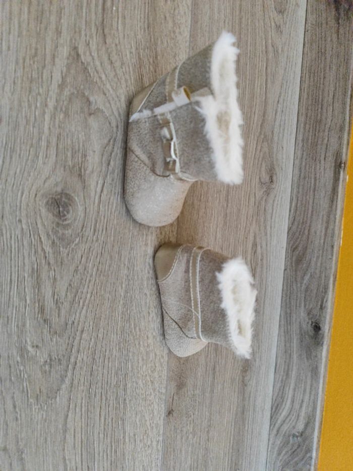 Bottes fourrées bébé 0/6 mois - photo numéro 4