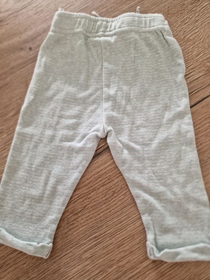 Pantalon 3 mois - photo numéro 3