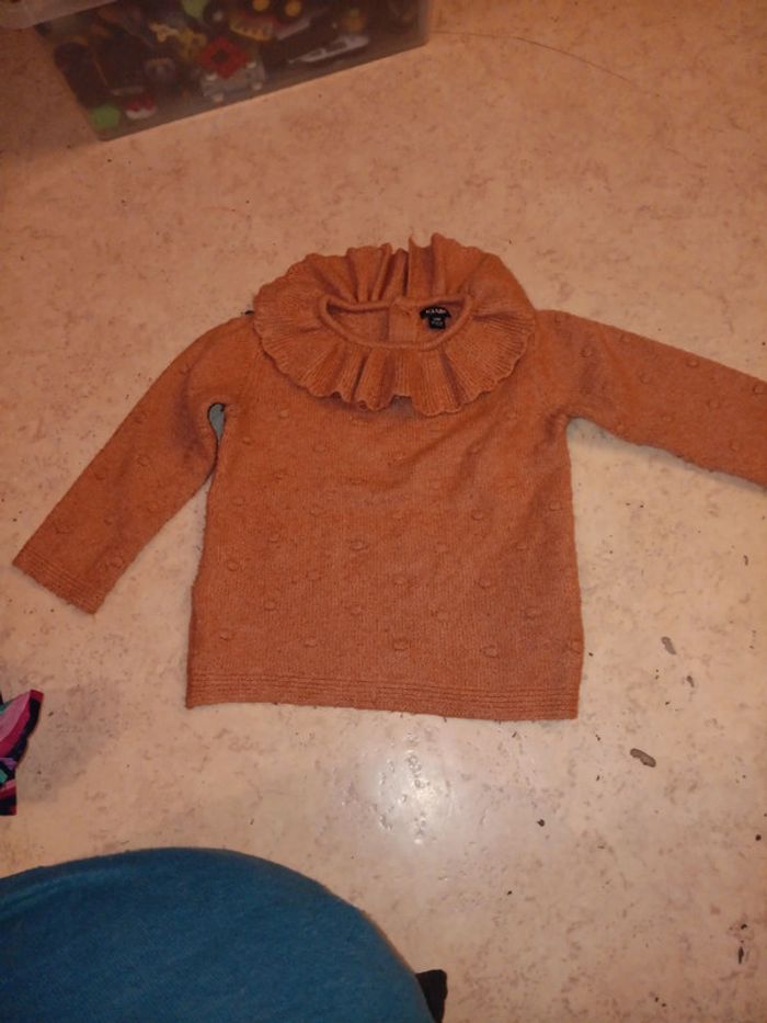 Pull coll volant 24 mois kiabi boulocheux