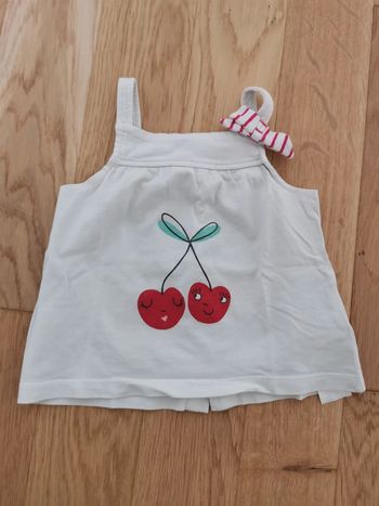 Débardeur cerise 9 mois