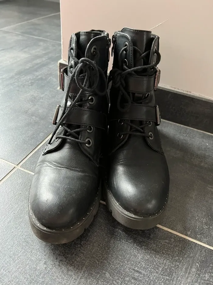 Boots noir - photo numéro 2