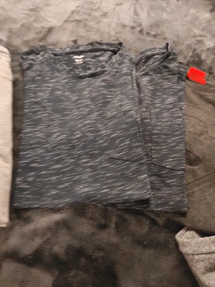 Lot de 5 T-shirt et pantalon homme taille XS - photo numéro 5