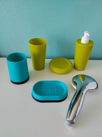 Pommeau douche accessoires salle de bain 