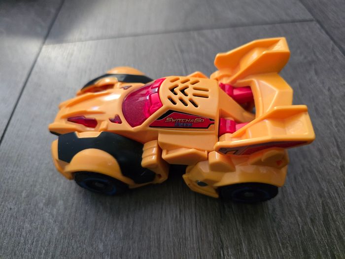 Switch & Go Dinos - Véhicule interactif Titops - photo numéro 3