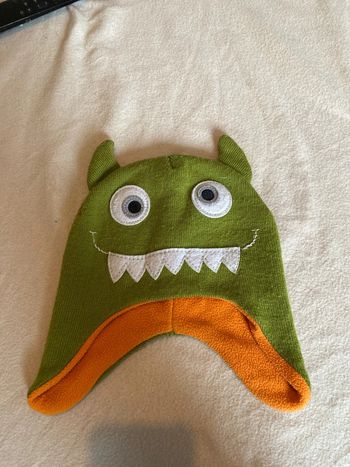 Bonnet monstre