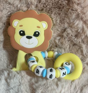 Anneau de dentition lion