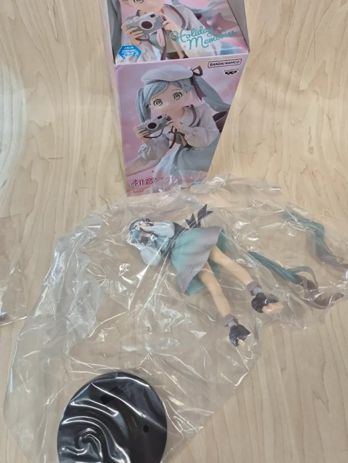 Figurine Hatsune Miku : Holiday Memories - photo numéro 7