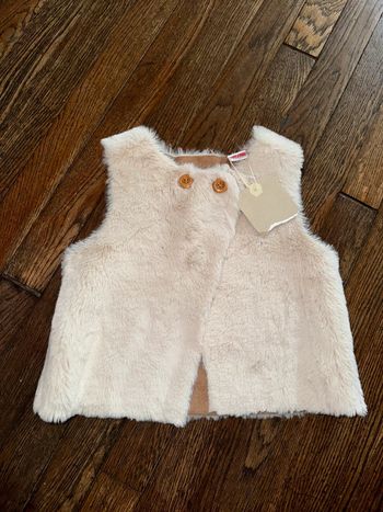 Gilet fausse fourrure Zara 9 mois Neuf avec étiquette