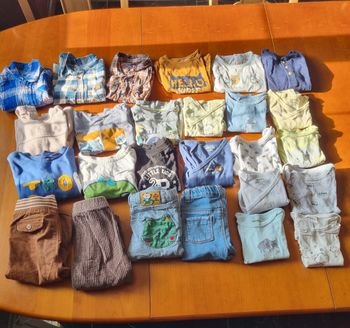 Lot vêtements  automne hiver 12 mois