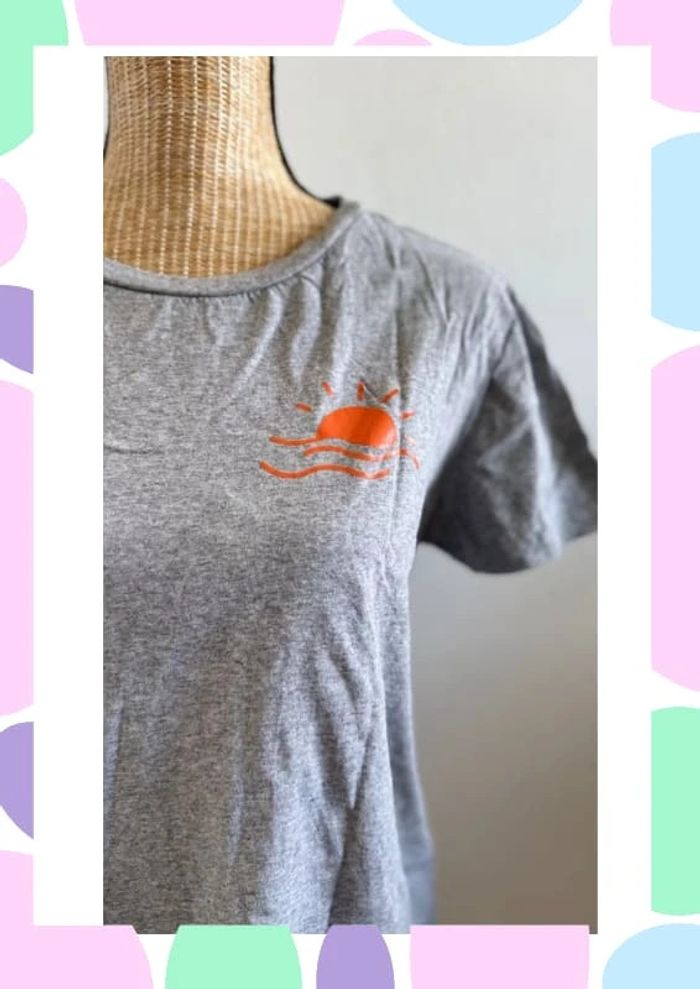 Tee-shirt gris taille M - photo numéro 3