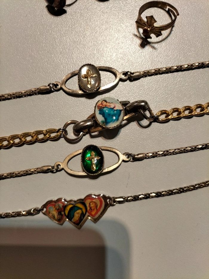 ensemble de bijoux religieux anciens - photo numéro 2