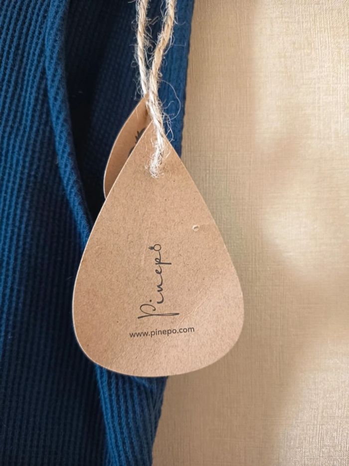 Robe sans bretelles . Courte. Marque Pinepo (947) - photo numéro 6
