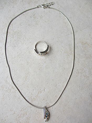 Ensemble collier et bague fantaisie métal femme (strass bleus)