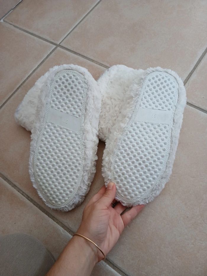 Chaussons chauds - photo numéro 2