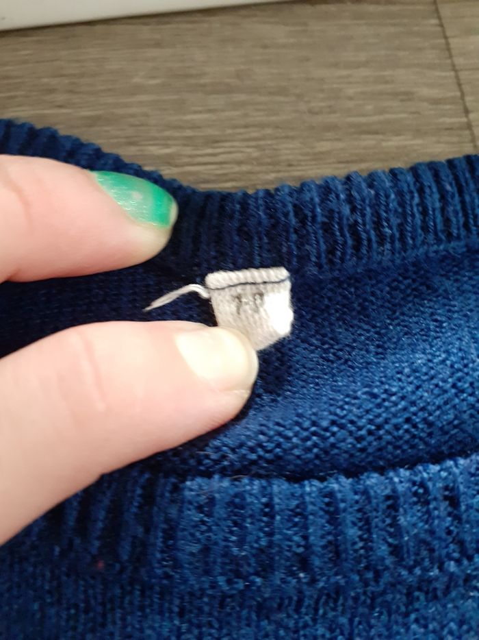 Pull bleu - photo numéro 2